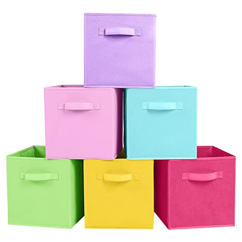 Bright Storage Cubes