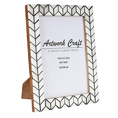 Wall Art with a Chevron Pattern