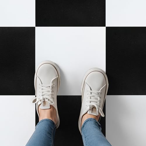 Colorful Checkered Vinyl Flooring