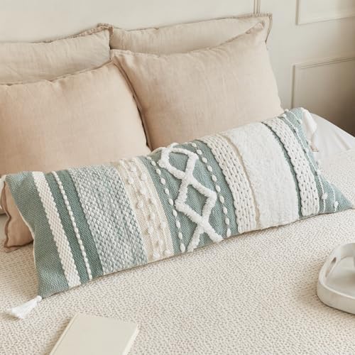 Decorative Throw Pillows