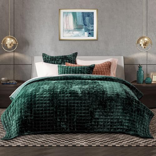 Emerald Green Velvet Bedspread