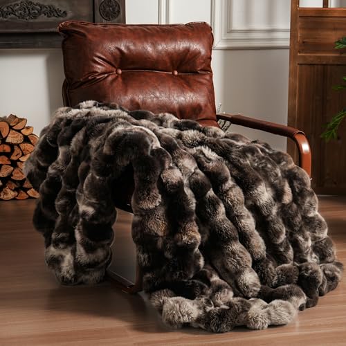 Sumptuous Imitation Fur Throw