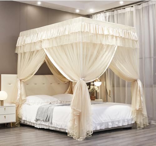 Luxurious Canopy Bed Drapes