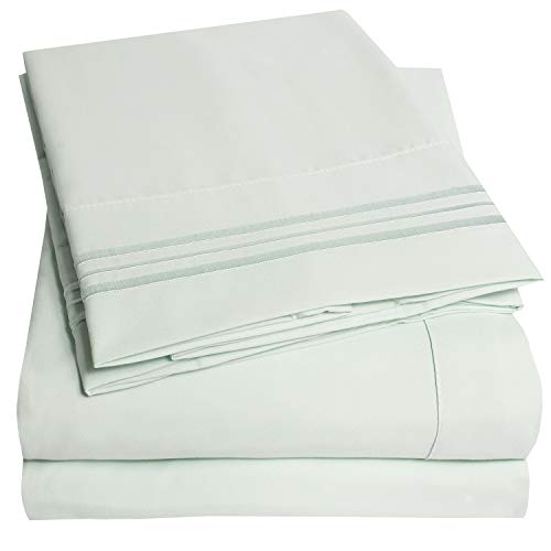 Mint Green Bed Sheet Set