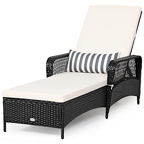 Outdoor Wicker Lounge Chair with Cushions