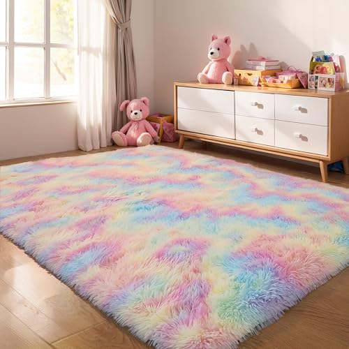 Subtle Fluffy Floor Covering
