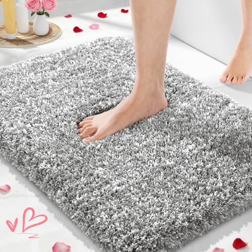 Plush floor covering